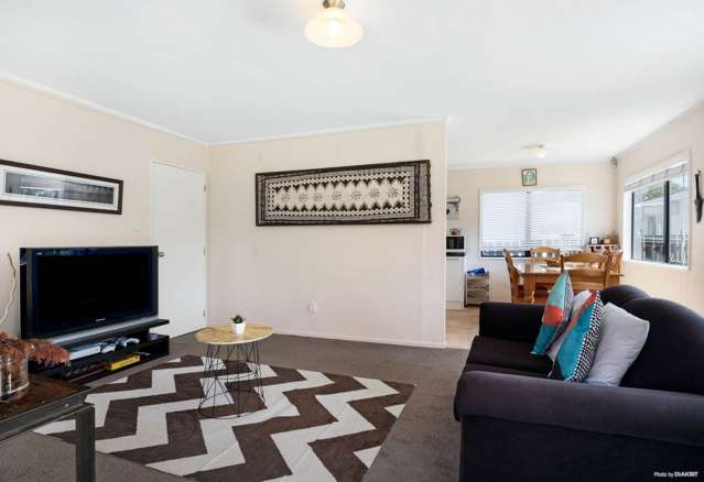 2/141 Finlayson Avenue Clendon Park_2