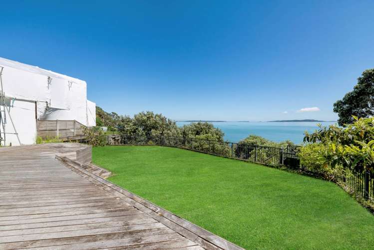 11 Hawke Crescent Beachlands_31