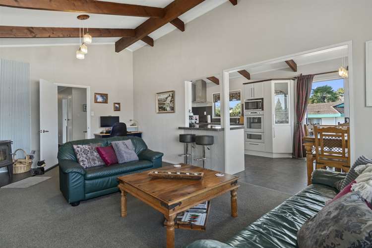 6 Tarata Street Matua_8