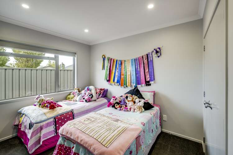 17 Waitaki Way Poraiti_13