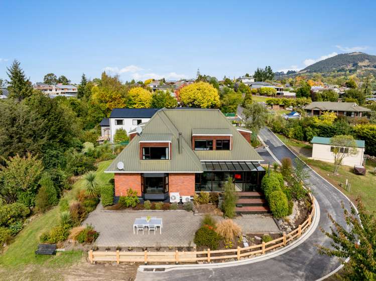16 Freyberg Road Fairfield_49