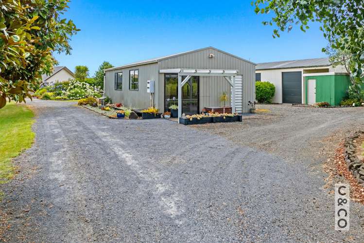 1224 State Highway 16 Waimauku_60