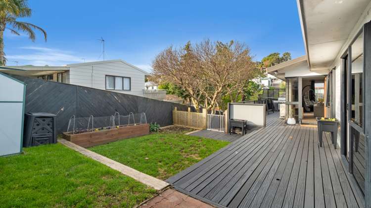 60 Meander Drive Welcome Bay_12