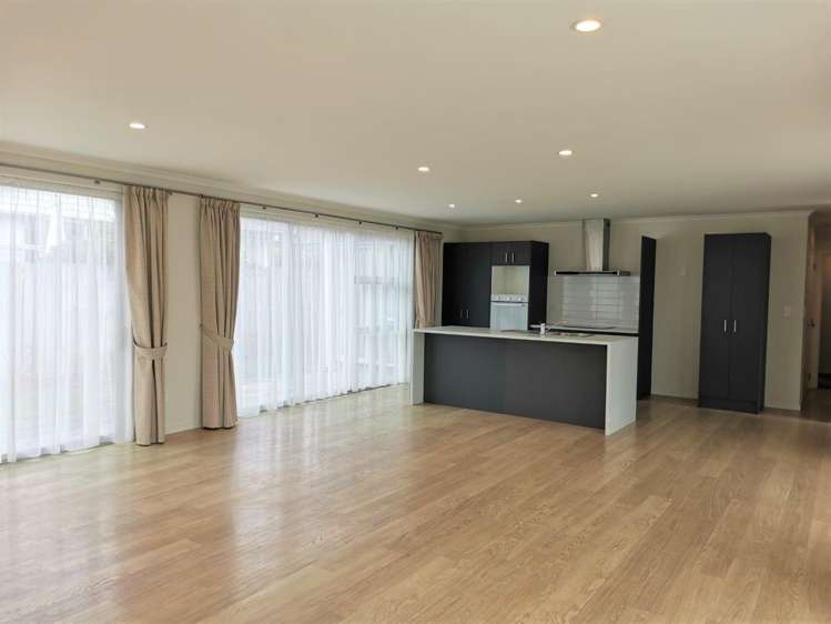 33 Karo Street Ruakaka_6