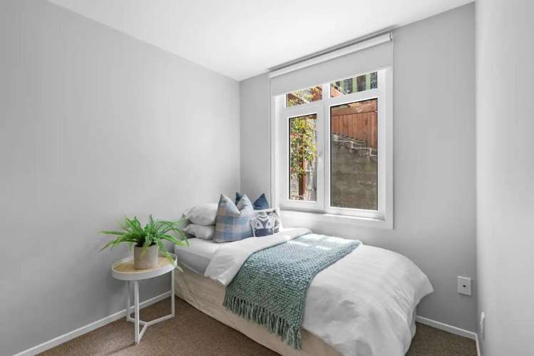 11 Hawkhurst Road Lyttelton_12