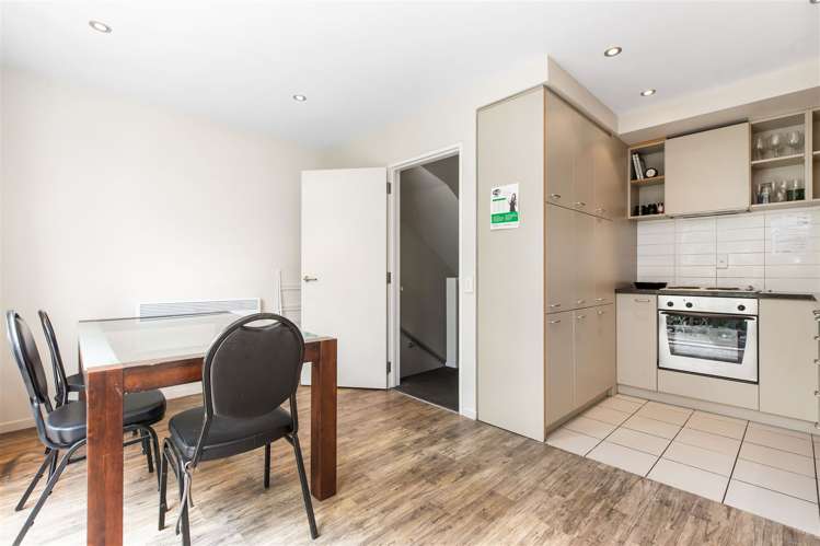 28/31 Poulson Street Addington_3