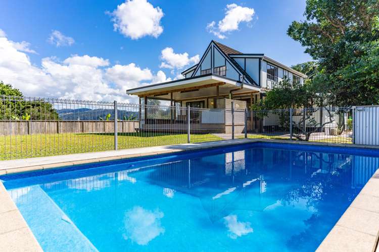 2 Memorial Drive Parahaki_34