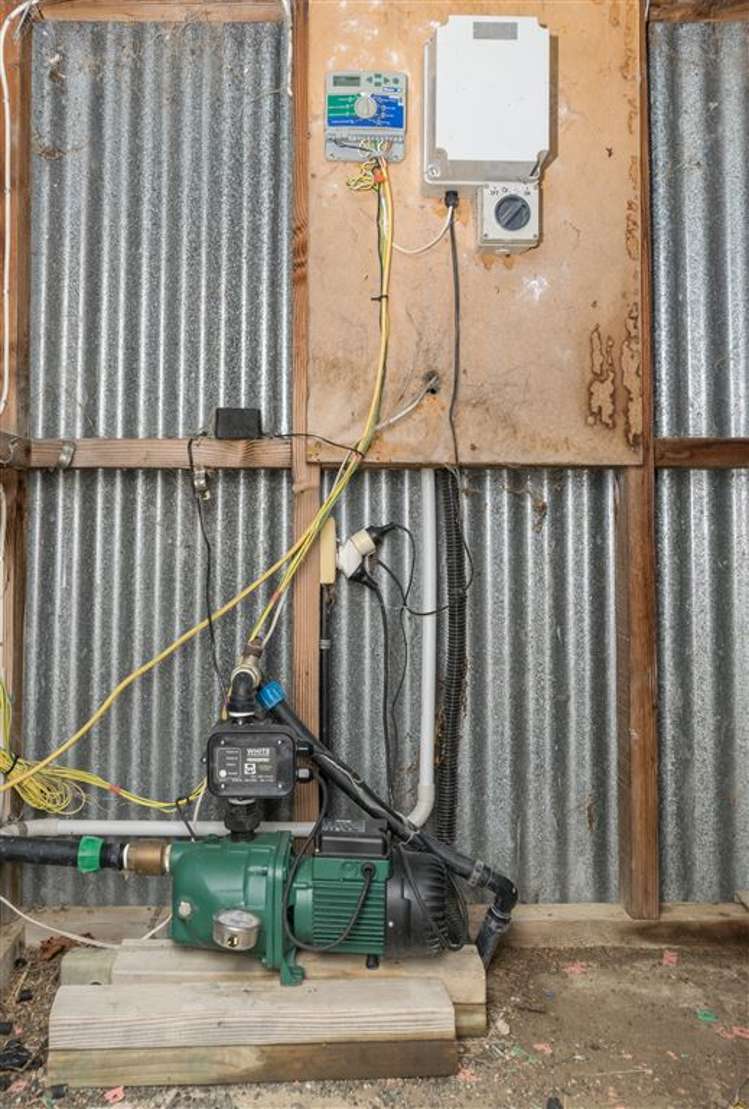 213 Chaytors Road Spring Creek_35