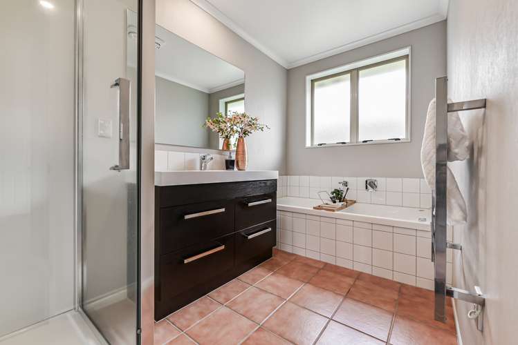 7 Callum Brae Drive Rototuna_16