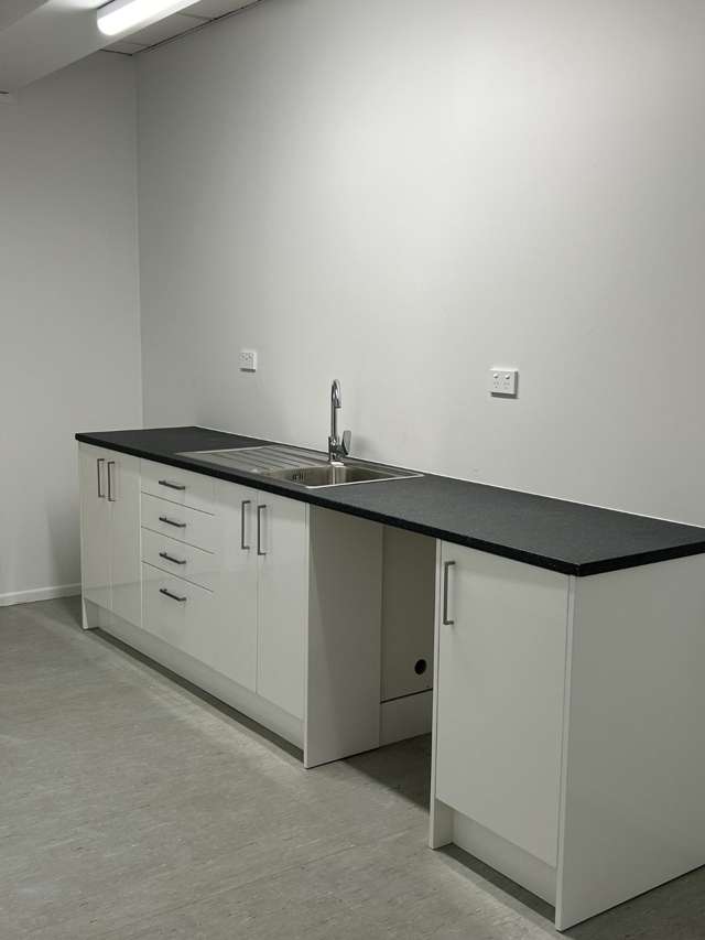 8/295 Lincoln Road Henderson_3