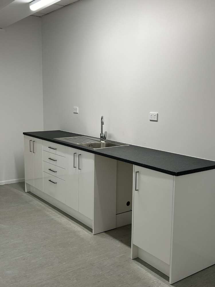 8/295 Lincoln Road Henderson_3