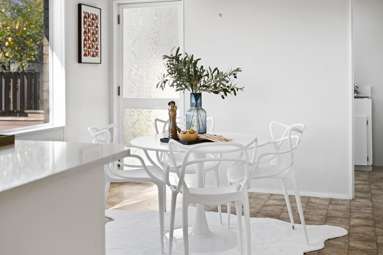34 Chequers Avenue_4