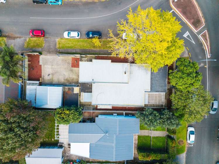 1 Mark Road Mt Albert_32