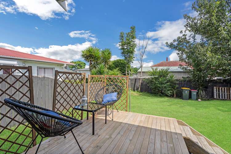 2/17 Kent Road Manurewa_4