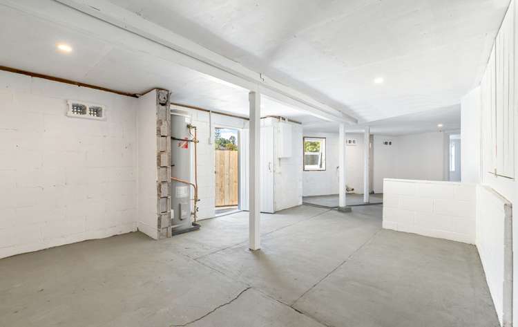 86 Willerton Avenue New Lynn_15