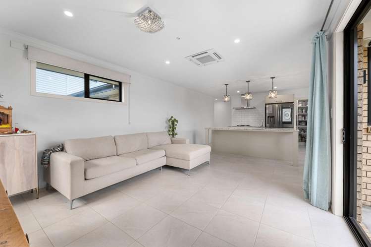 13 Haddonstone Avenue Rototuna North_6