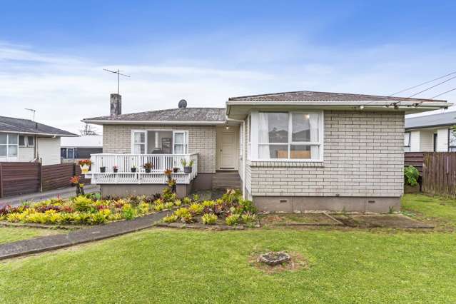 13 Parker Crescent Otara_1