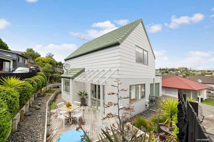1/126 Brian Crescent Stanmore Bay_13