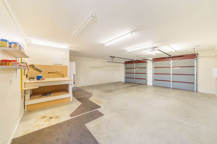 1 Smallfield Lane Trentham_21