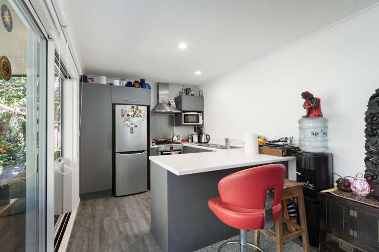 22a Sharp Road Aongatete_6