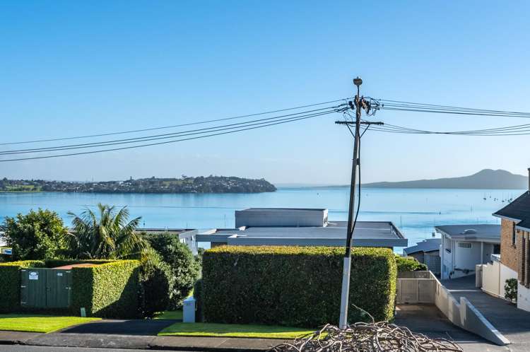 34A Takutai Avenue_0
