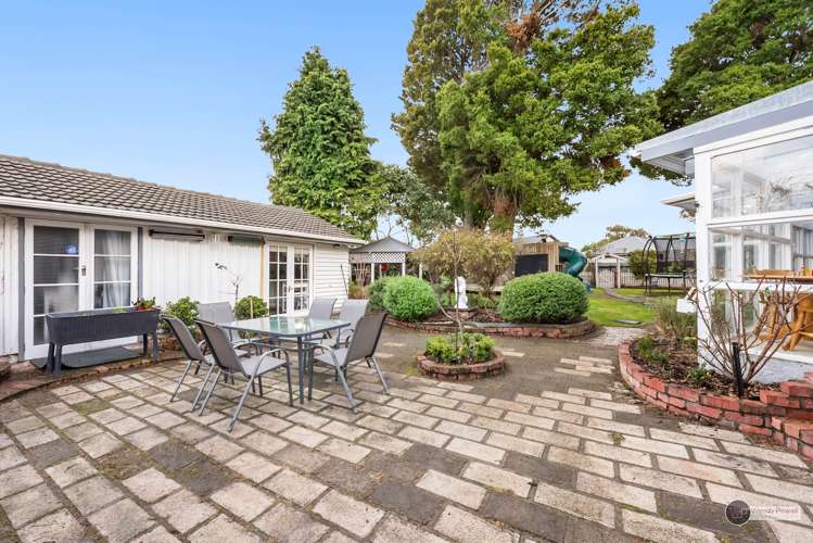 1057 Fergusson Drive Clouston Park Upper Hutt City Houses for