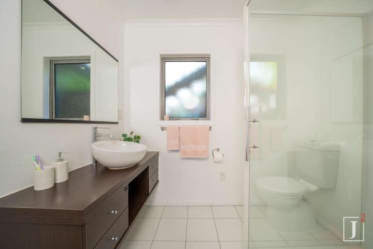 19 Court Road Tawa_15