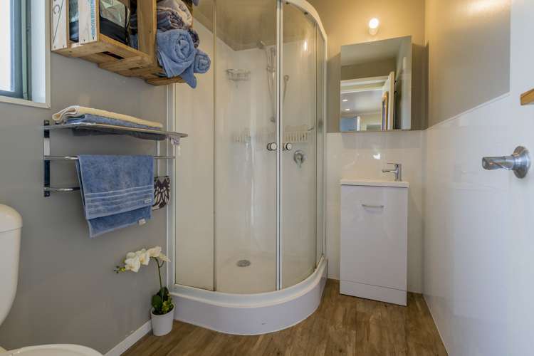 75 Strathnaver Drive Waikawa Beach_9