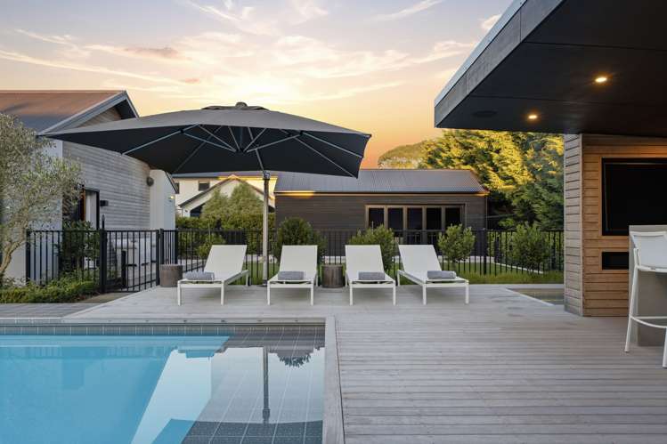 29 Carnaveron Drive Lincoln_17