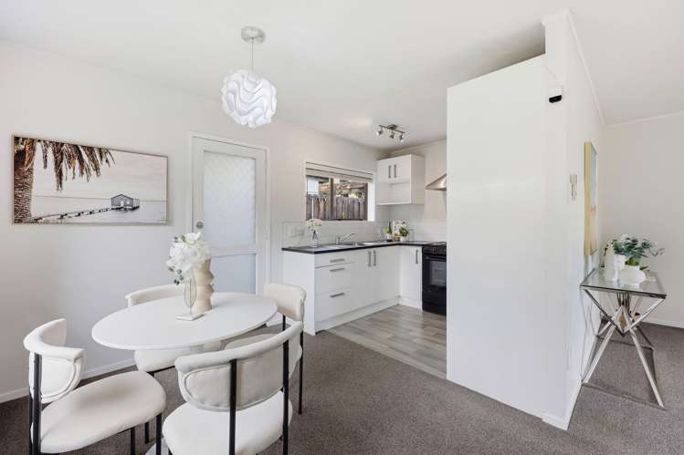 2/27 Matuhi Rise Henderson_10