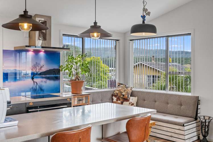 32 Moana View Road Waikawa Bay_14