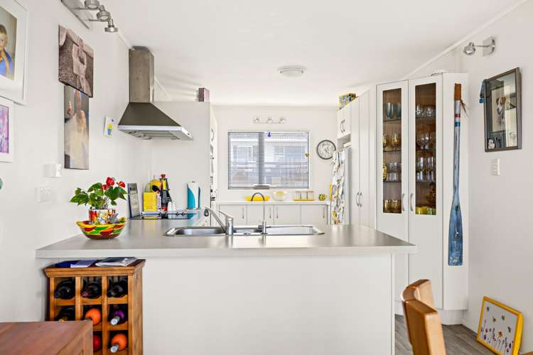 4 Kotuku Place Snells Beach_11