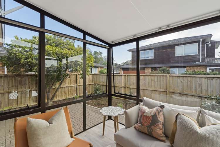 2/133 Pah Road Royal Oak_16