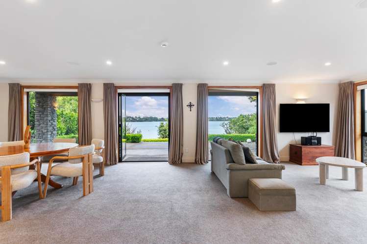 8 Eric Price Avenue Takapuna_25