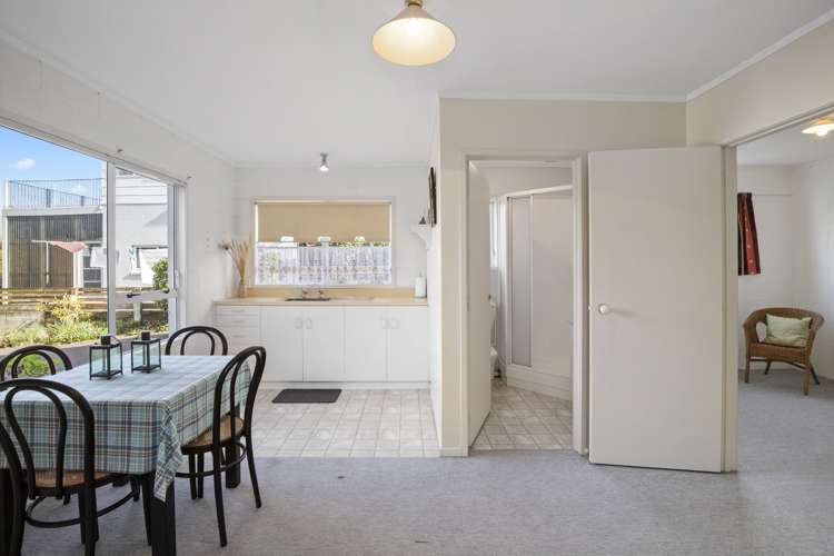 178 Torkar Road Clarks Beach_15