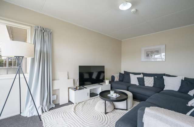 3/25 Kipling Crescent Stoke_4