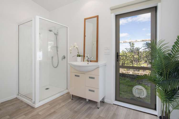 107 Thompsons Track Aongatete_13