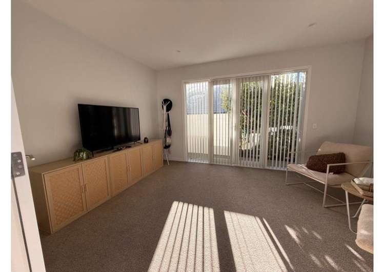 47A Banks Boulevard Whitby_5