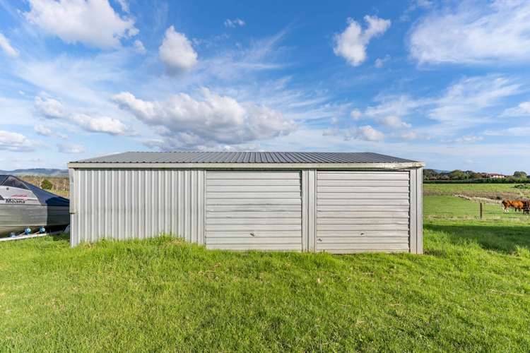 467 Aka Aka Road Aka Aka_34