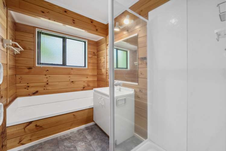 16 Irwin Place Kinloch_12