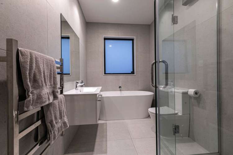 23 Siren Street Wainui_12