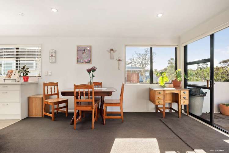 6/12 Wernham Place Northcote_7