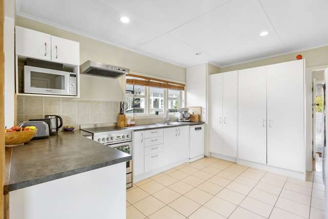 483b West Coast Road Glen Eden_3