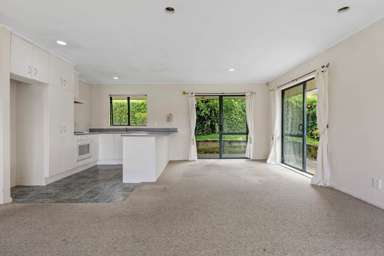 10 Frank Bunce Grove_4