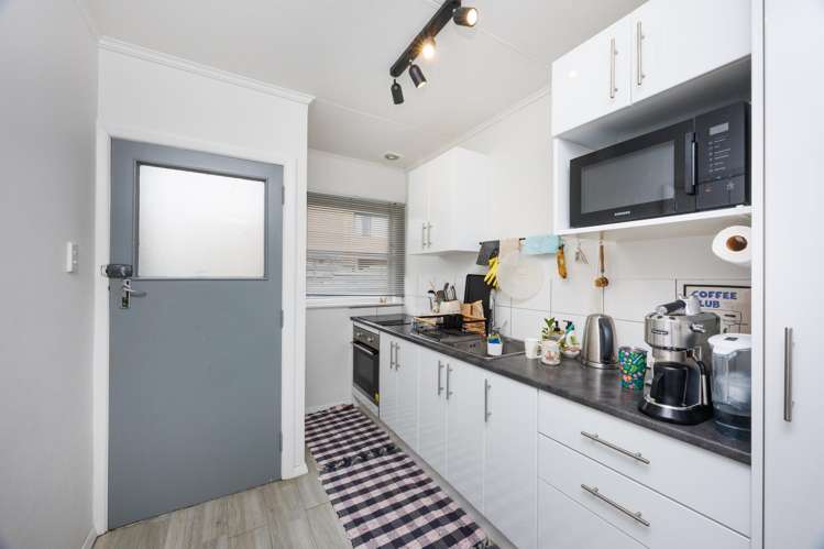 1-3/11 Pascal Street Palmerston North Central_24