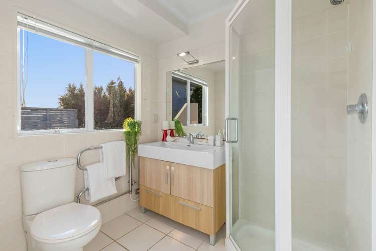 1312 Whangaparaoa Road Army Bay_16