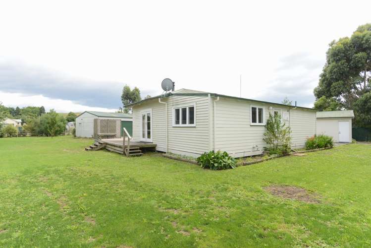 23 Carruthers Street Otane_12