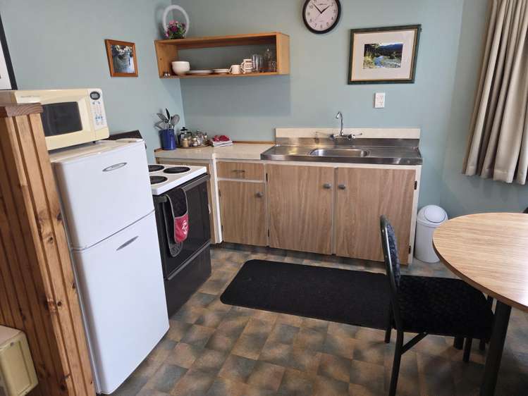 2 Piri Road Turangi_7