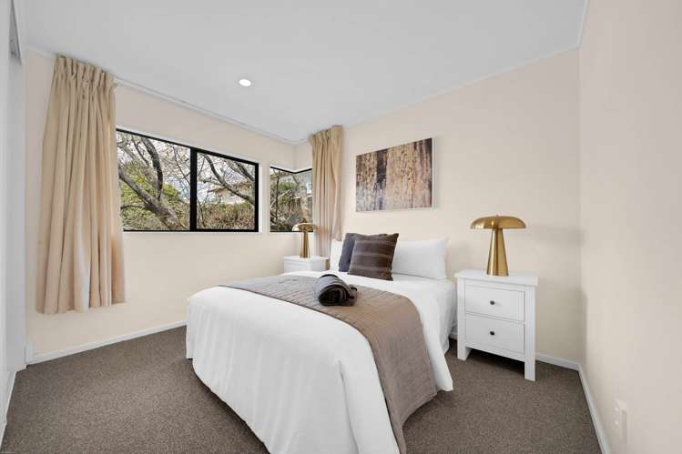 2/30 Abbotts Way Remuera_13