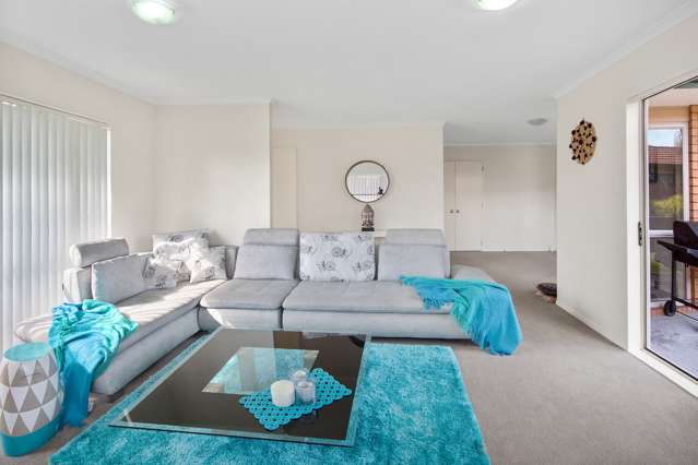 35 Eastland Road Flat Bush_1